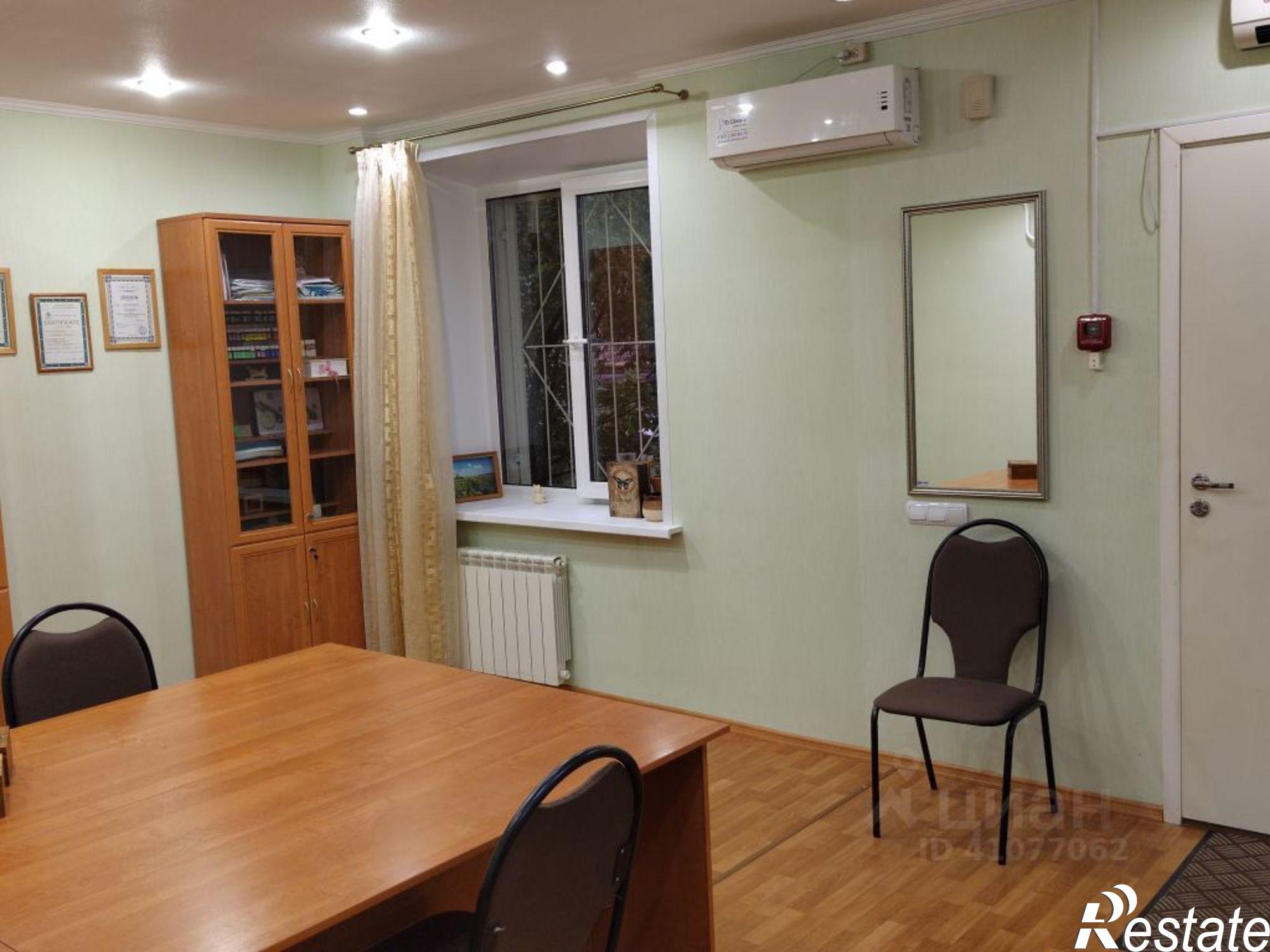 Купить офис, помещение под офис за 3 300 010 рублей на улица Бекетова, 4А