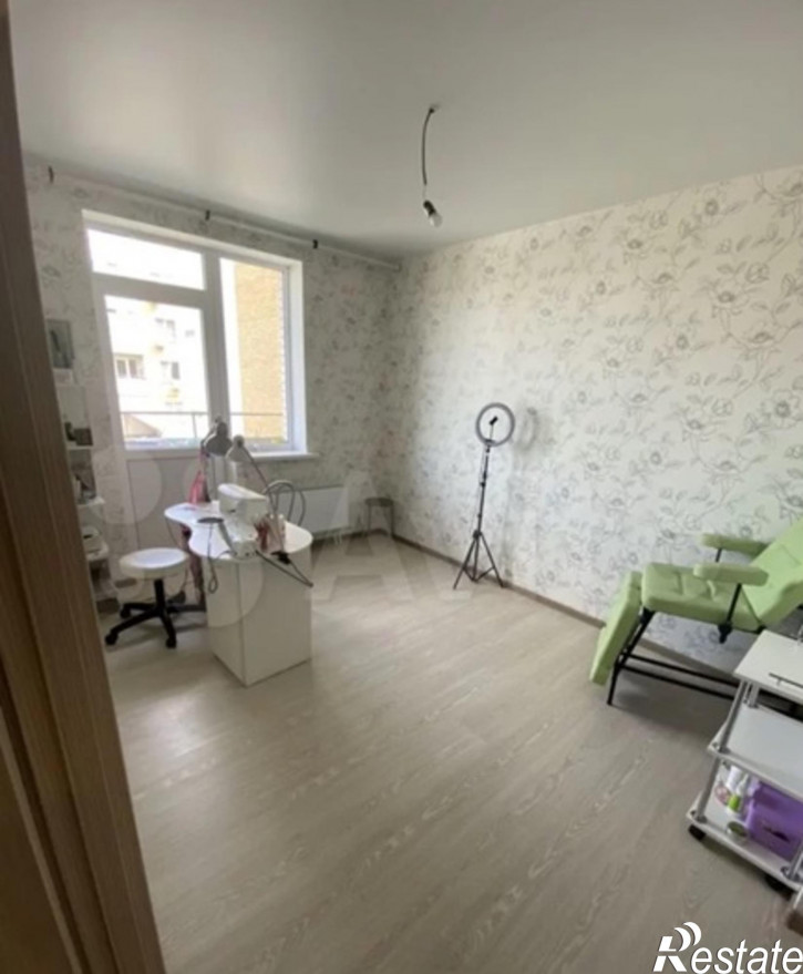 3-комн квартира Котова улица, 101