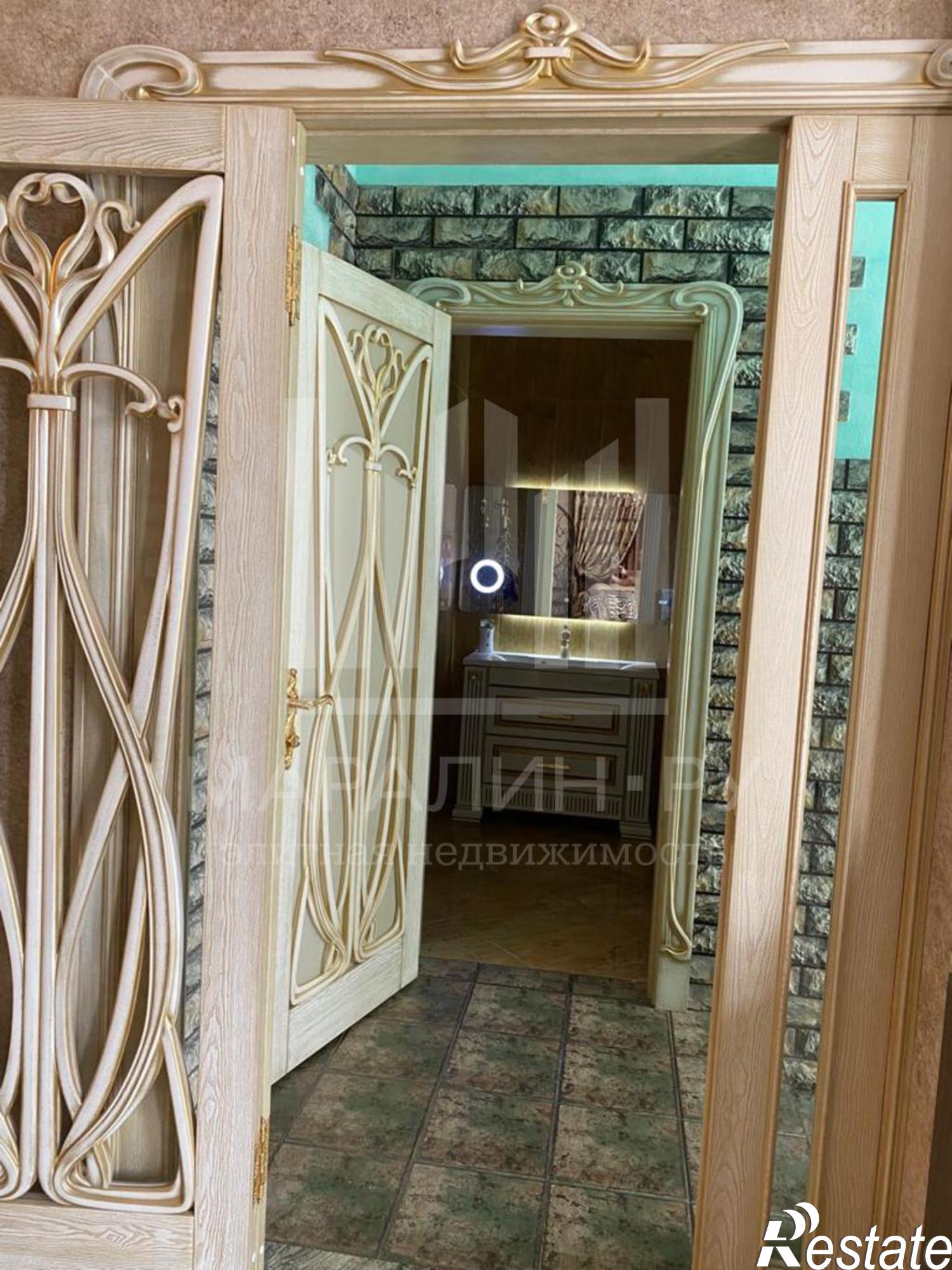 Купить дачу, дом, коттедж за 95 000 000 рублей на 28-я линия, 11