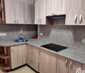 2-комн, 65кв м, этаж 1/3 Юбилейная, 12