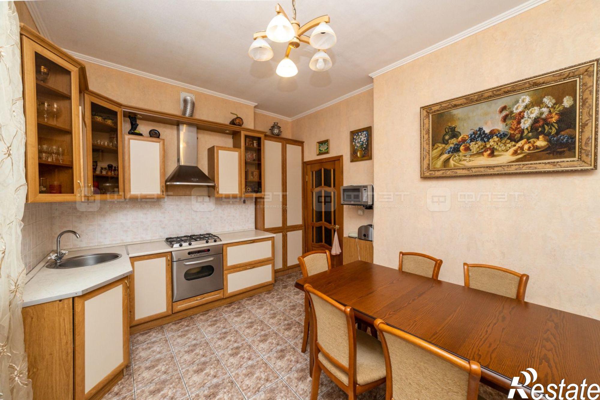 Купить дачу, дом, коттедж за 17 500 000 рублей на ул. Игелекле, дом 1