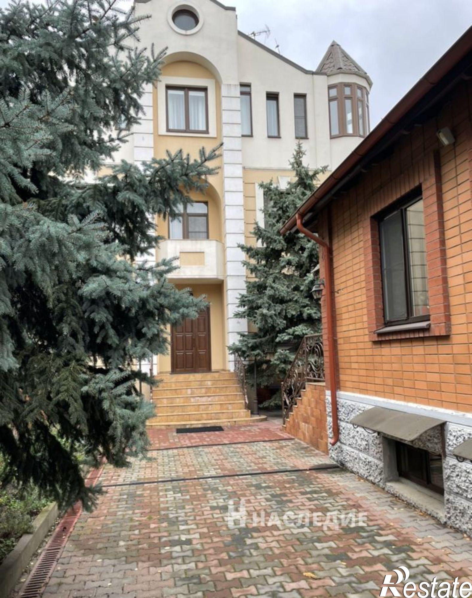 Купить дачу, дом, коттедж за 48 000 000 рублей на Форелевый пер, д. 5