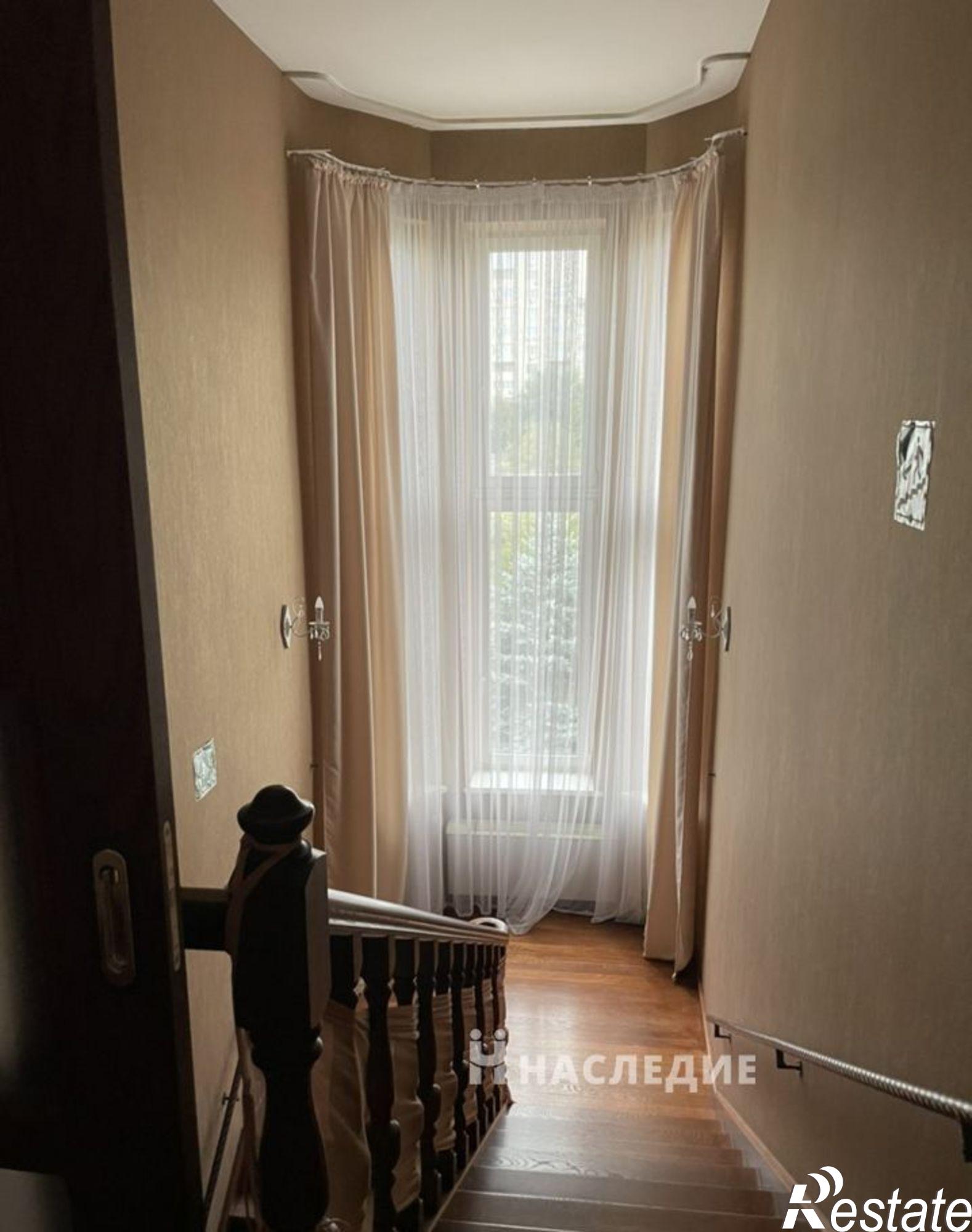 Купить дачу, дом, коттедж за 48 000 000 рублей на Форелевый пер, д. 5