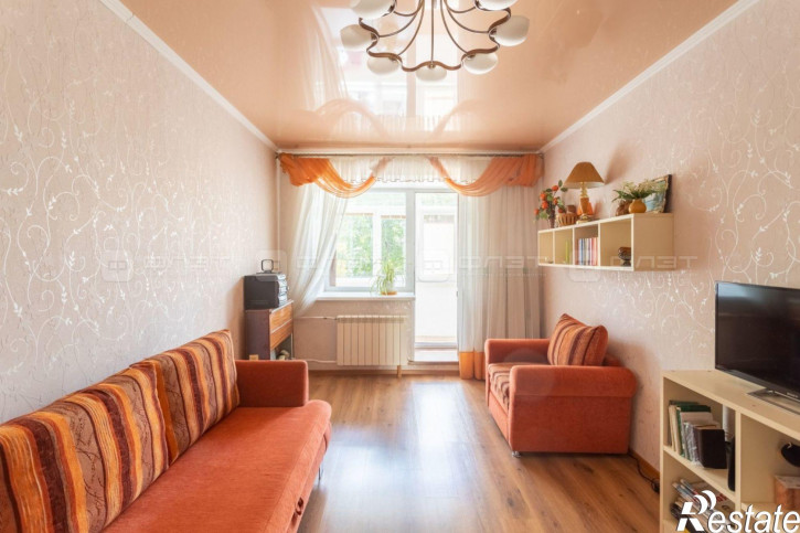 2-комн квартира ул. Максимова, дом 33