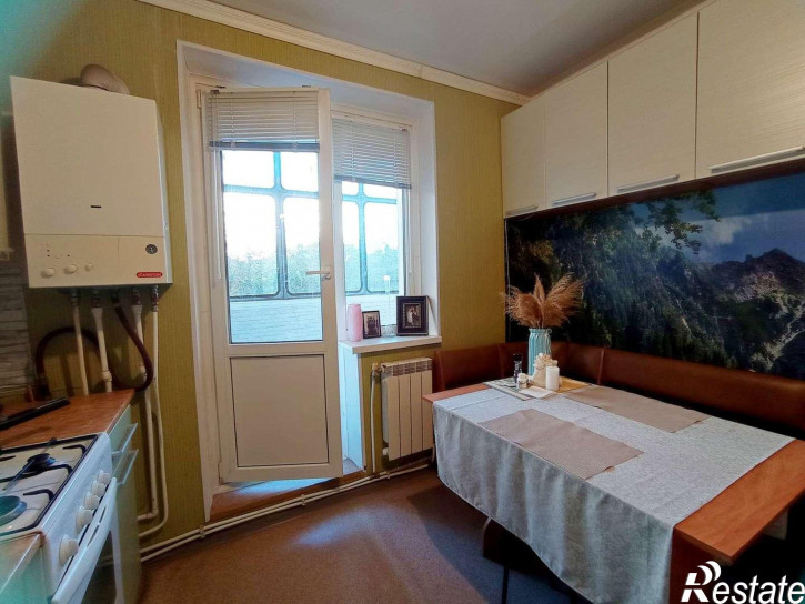 1-комн квартира Есенина улица, 44