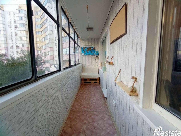1-комн квартира Есенина улица, 44