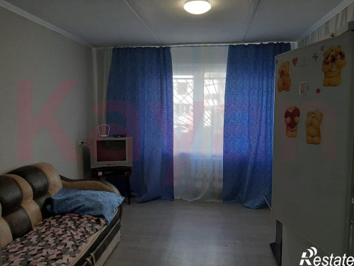 Продажа комнаты Им Адмирала Серебрякова наб.