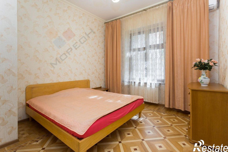 4-комн квартира Советская ул, 60