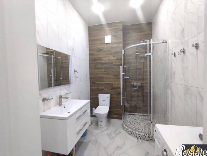 2-комн квартира Парковая ул.