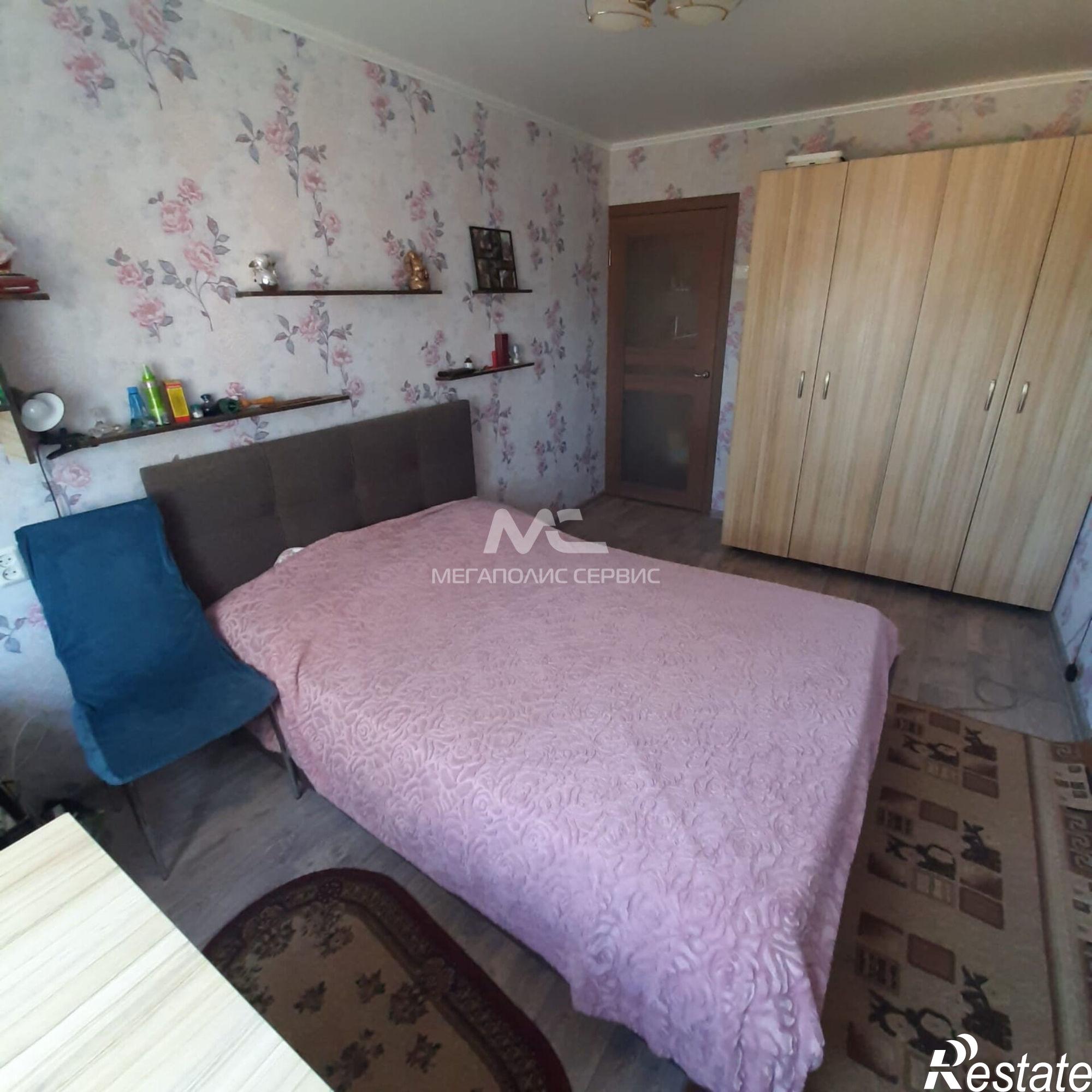 Купить квартиру за 3 250 000 рублей на 6-й мкр, Химиков ул, 8