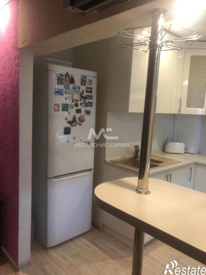 3-комн квартира Безжонова ул, 78
