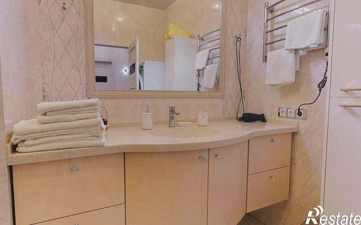 2-комн квартира Крымская улица, 34