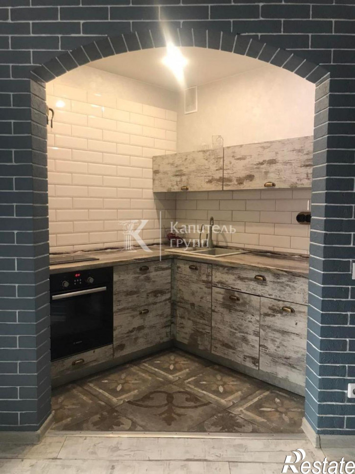 3-комн квартира улица Созидателей, 3