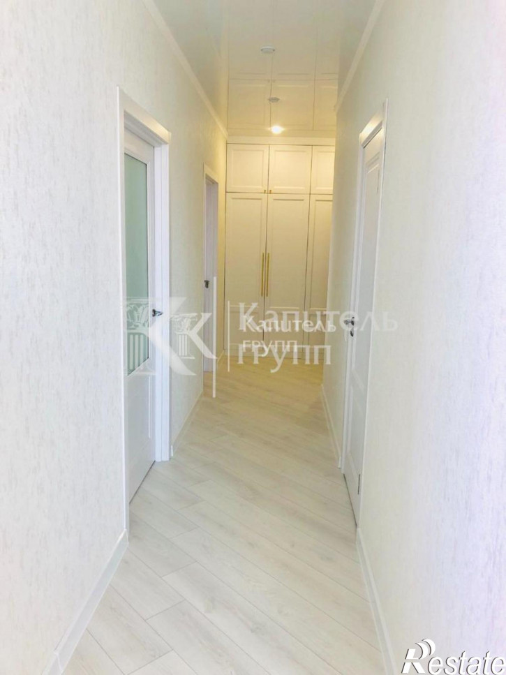 3-комн квартира улица Газовиков, 73