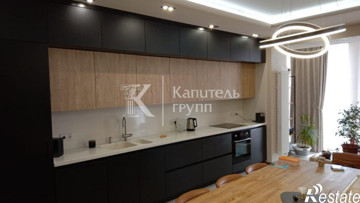 4-комн квартира улица Максима Горького, 53