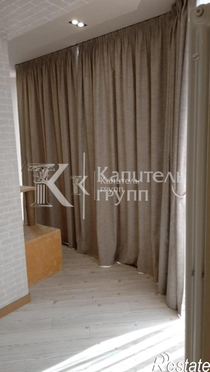 4-комн квартира улица Максима Горького, 53