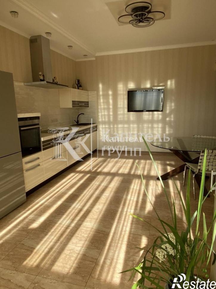 2-комн квартира улица Шиллера, 46к3