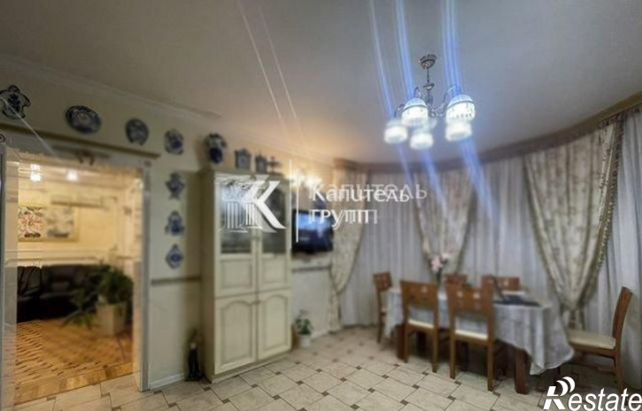 4-комн квартира улица Свердлова, 35/2