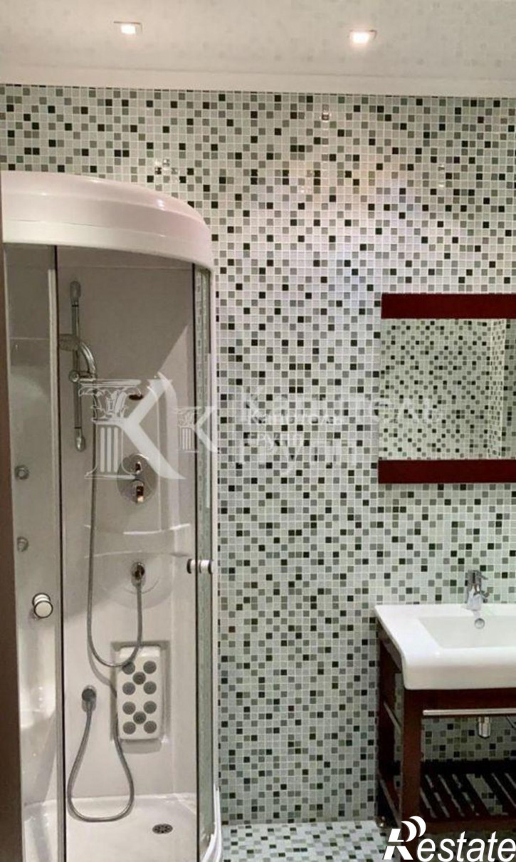 3-комн квартира улица Герцена, 60