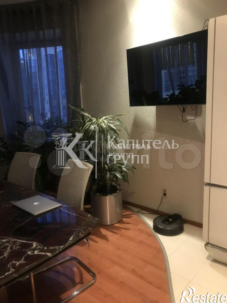4-комн квартира улица Максима Горького, 47