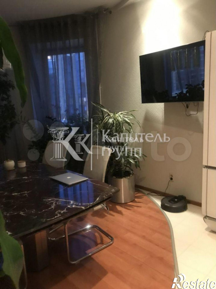 4-комн квартира улица Максима Горького, 47