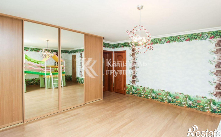 5-комн квартира улица Рижская, 62/2