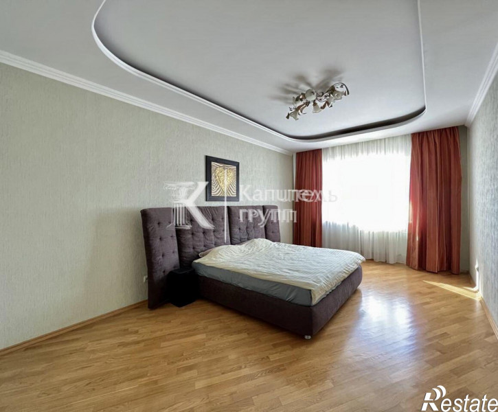 2-комн квартира улица Комсомольская, 8