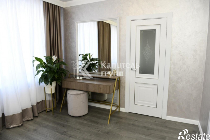 3-комн квартира улица Бориса Быстрых, 12