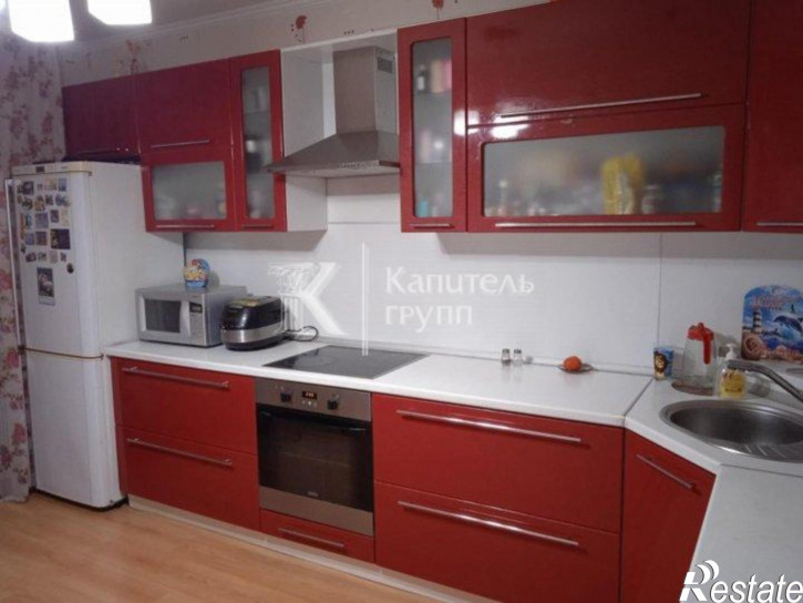 3-комн квартира улица Николая Семенова, 27