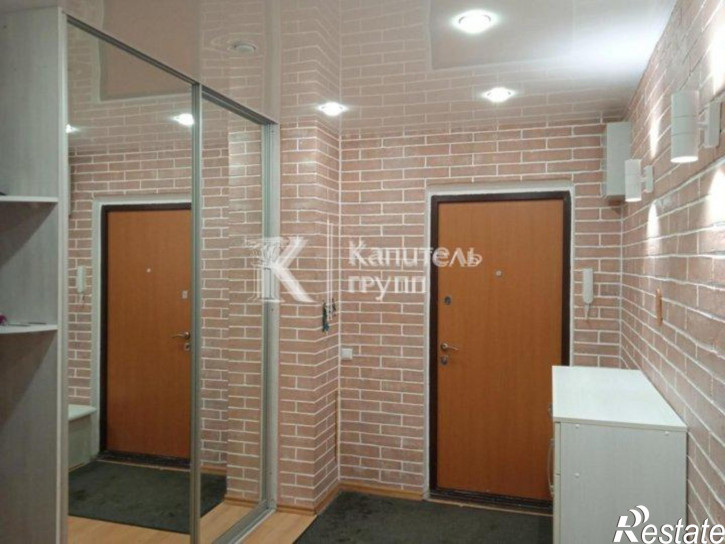 3-комн квартира улица Николая Семенова, 27
