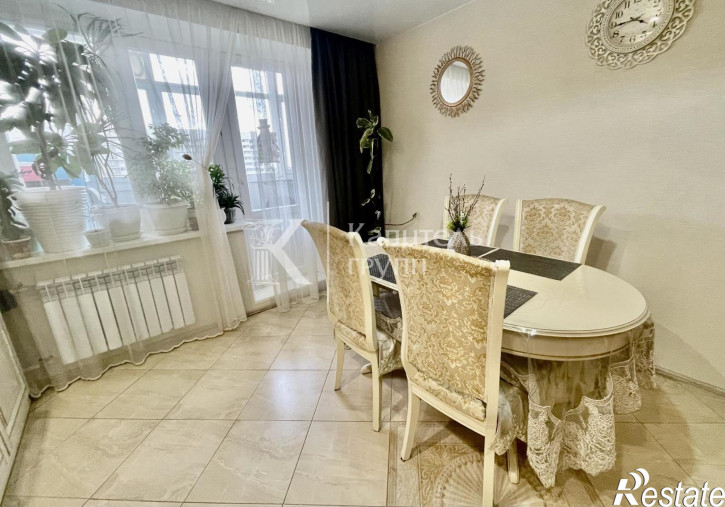 3-комн квартира ул Кремлевская, 110к2
