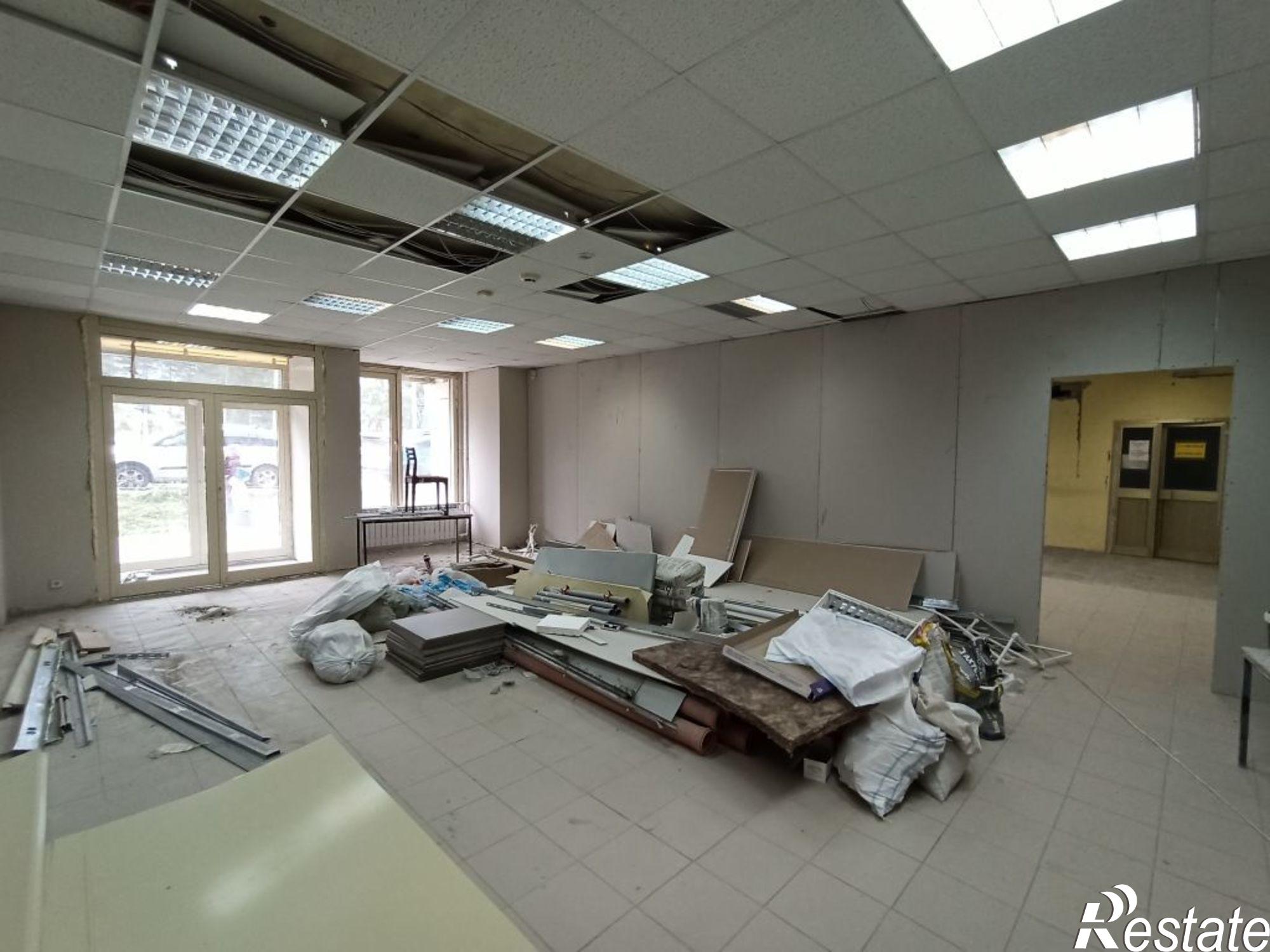 Сдать торговое помещение за 1 289 700 рублей на Московский пр-кт, 143