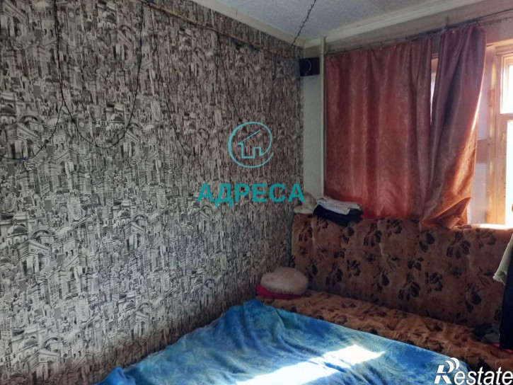 4-комн квартира Ливенская ул, 126