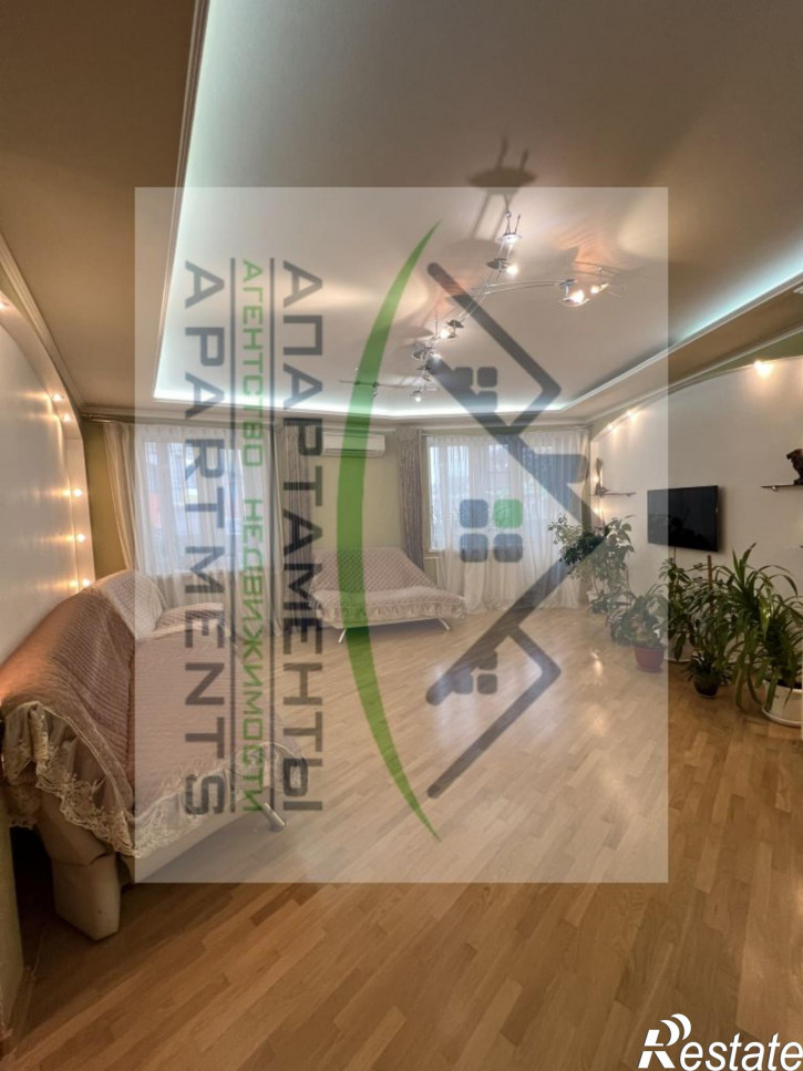 3-комн квартира Адмиральского ул, 57