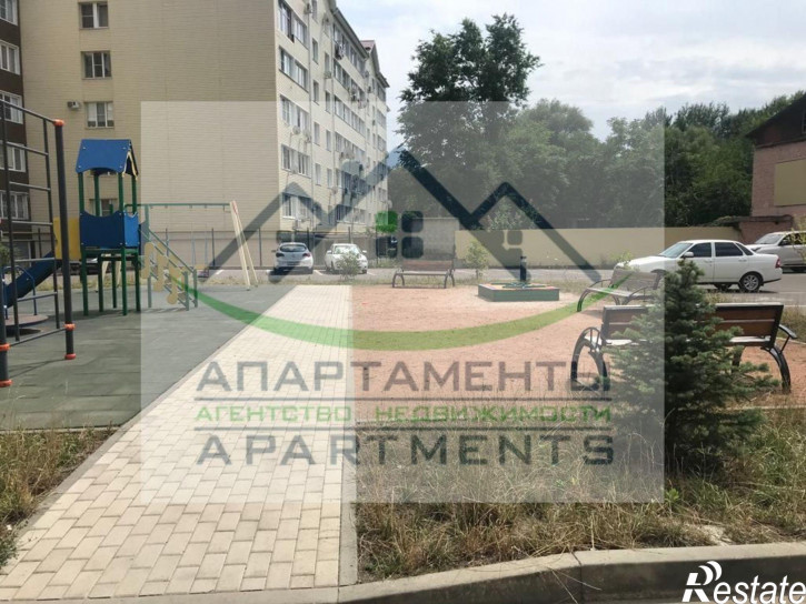 4-комн квартира Пестова ул, 12а