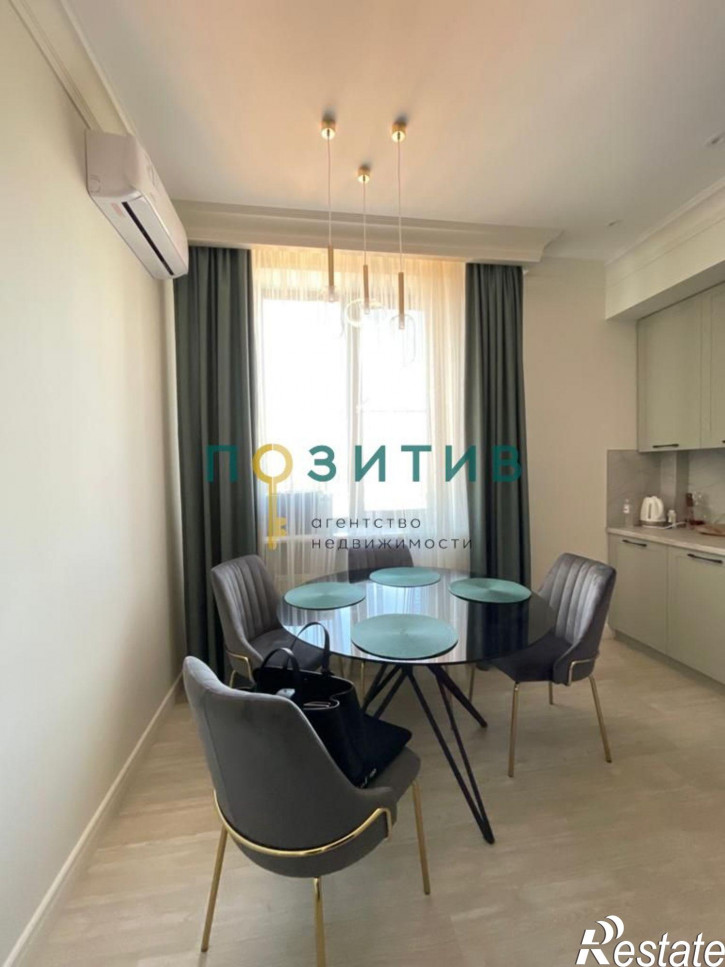 4-комн квартира Пестова ул, 17А