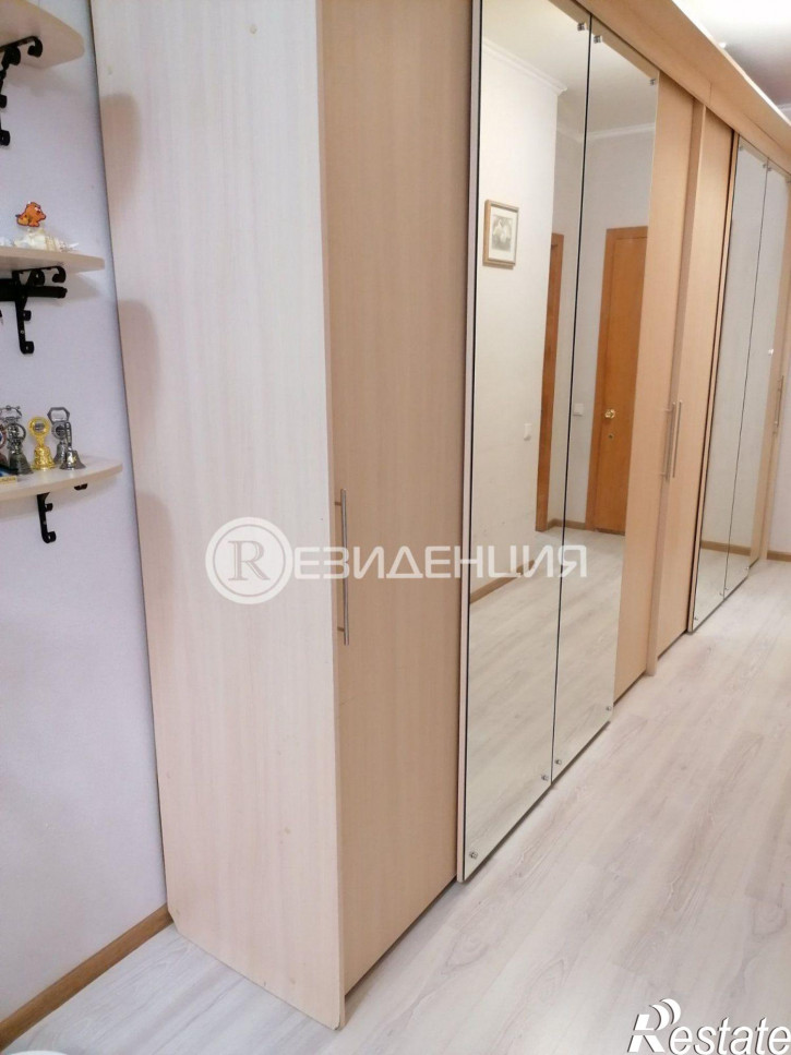 3-комн квартира Холмогорская ул, 4г