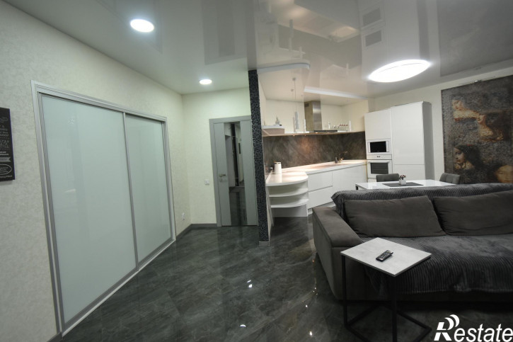 2-комн квартира Энтузиастов ул, 16