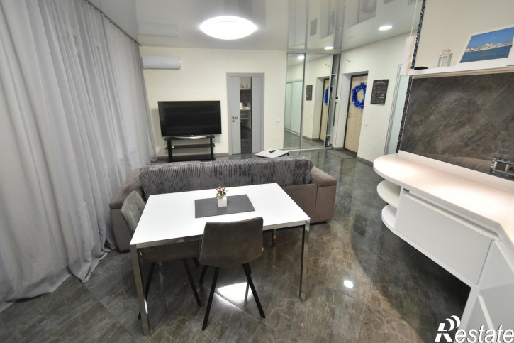 2-комн квартира Энтузиастов ул, 16