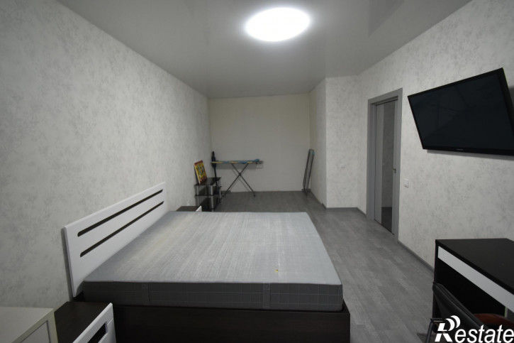 2-комн квартира Энтузиастов ул, 16