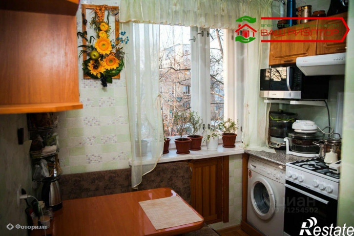2-комн квартира Бакинская ул, 10