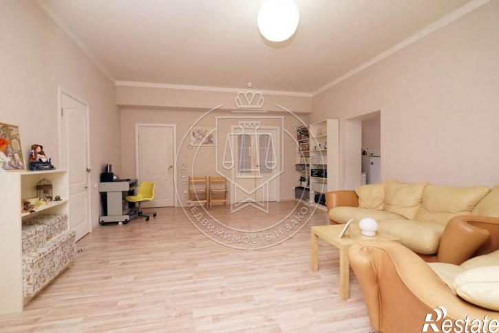 4-комн квартира Алтан, Аланлык ул, 47