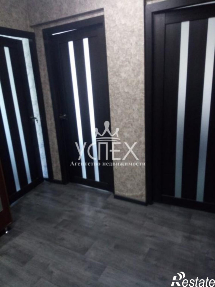 3-комн квартира Ленина, 8