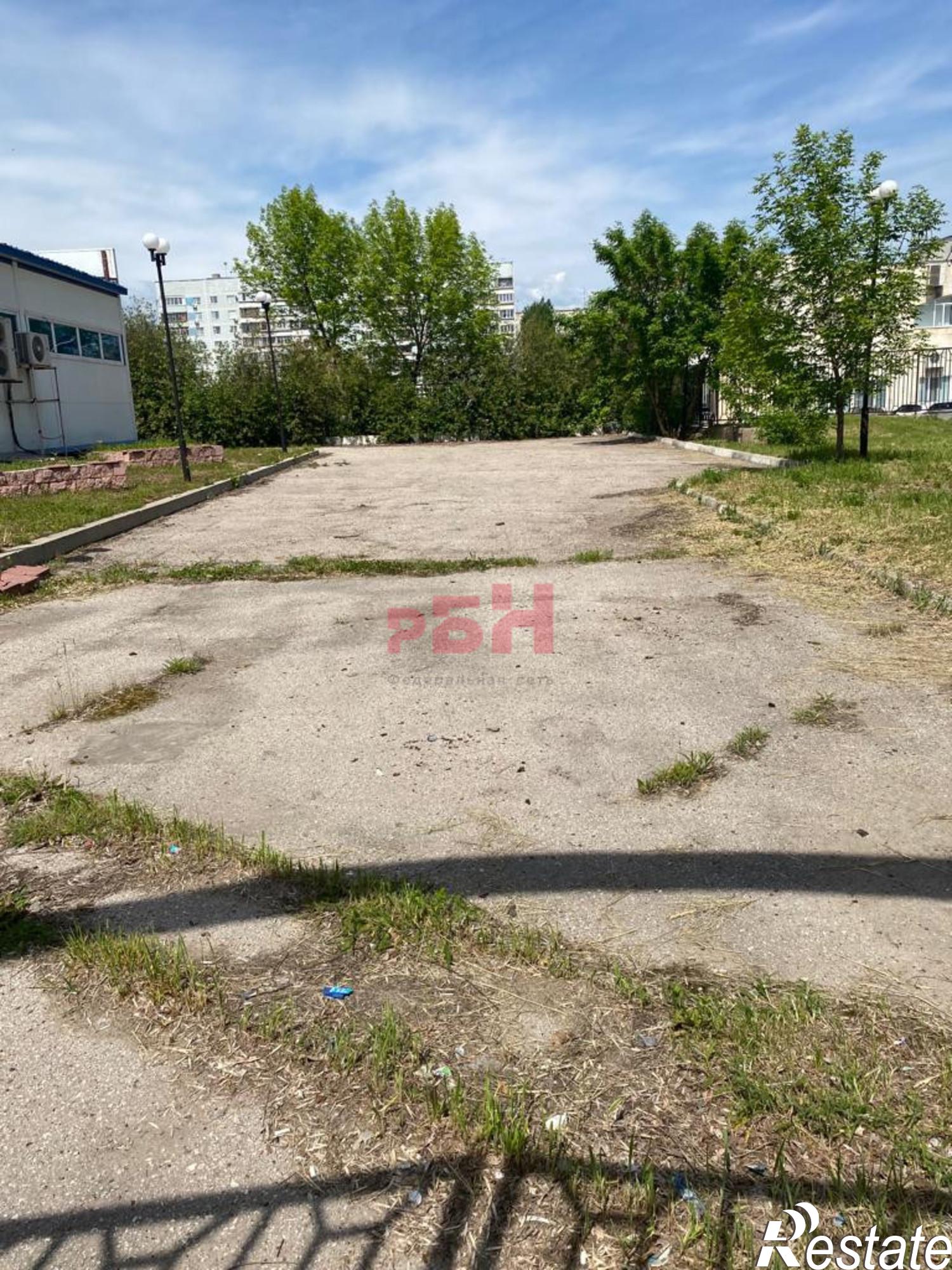 Купить торговое помещение за 19 450 300 рублей на 40-летия Победы ул., 31А
