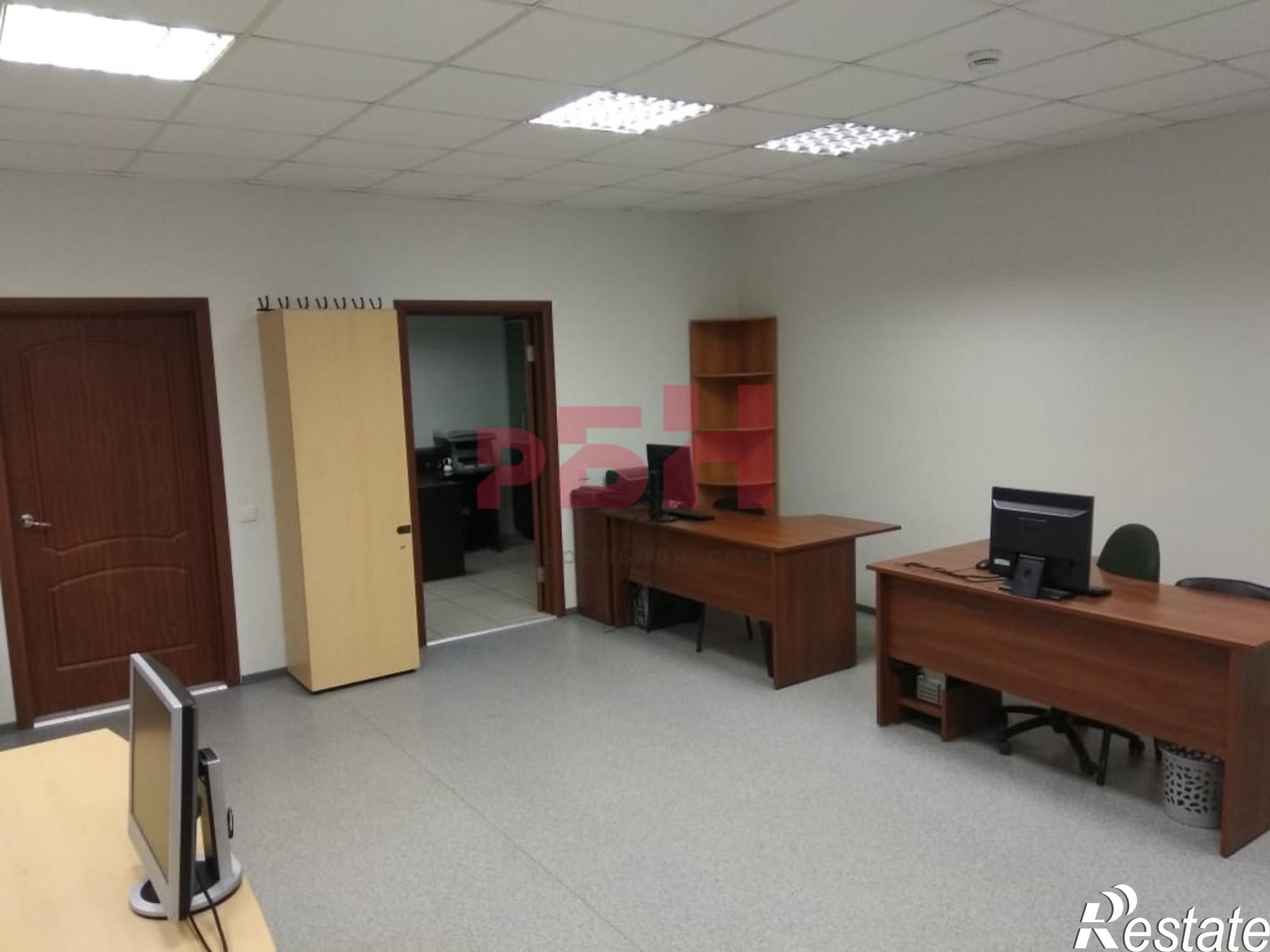 Сдать офис, помещение под офис за 40 000 рублей на Робеспьера ул., 114