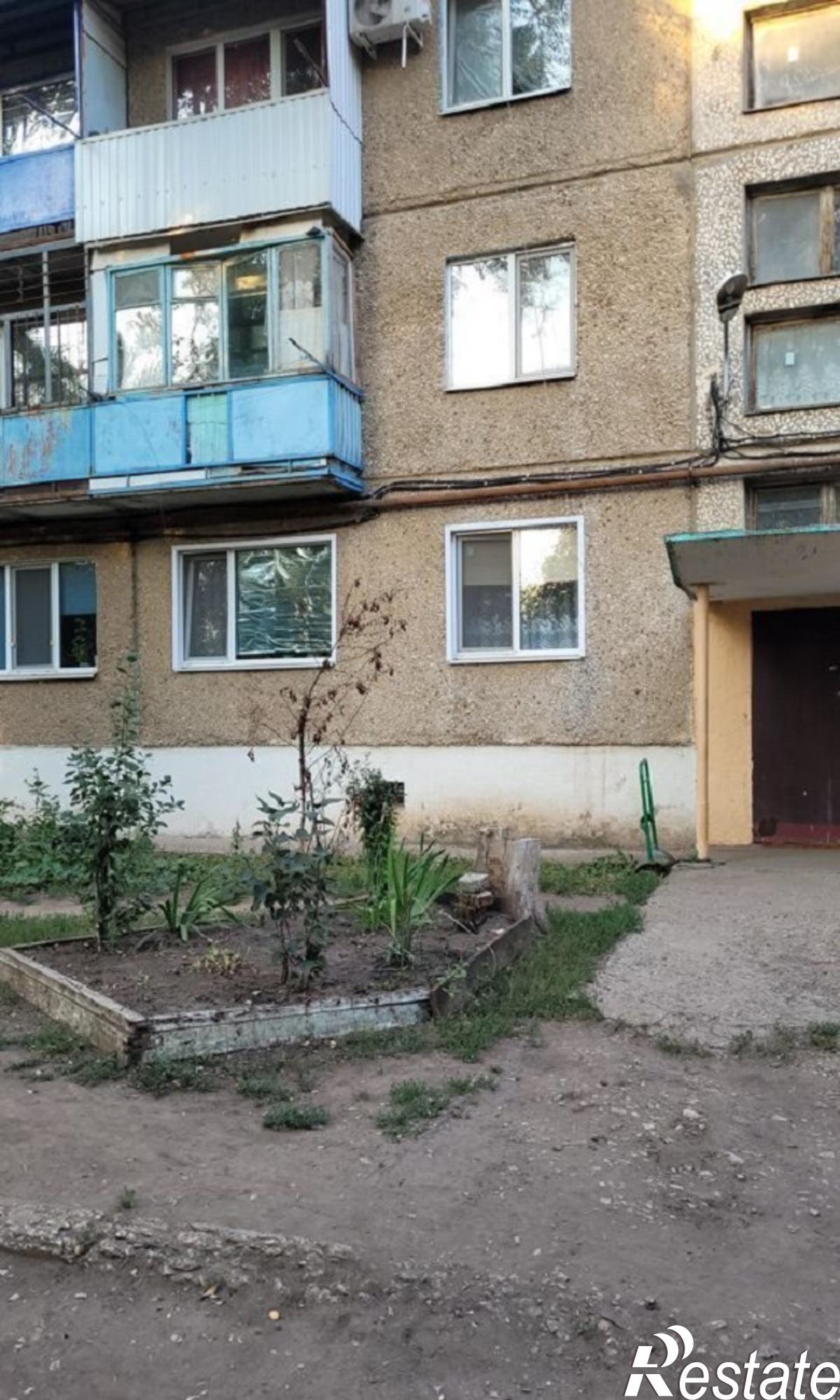 Купить квартиру за 1 350 000 рублей на Коммунистическая 8