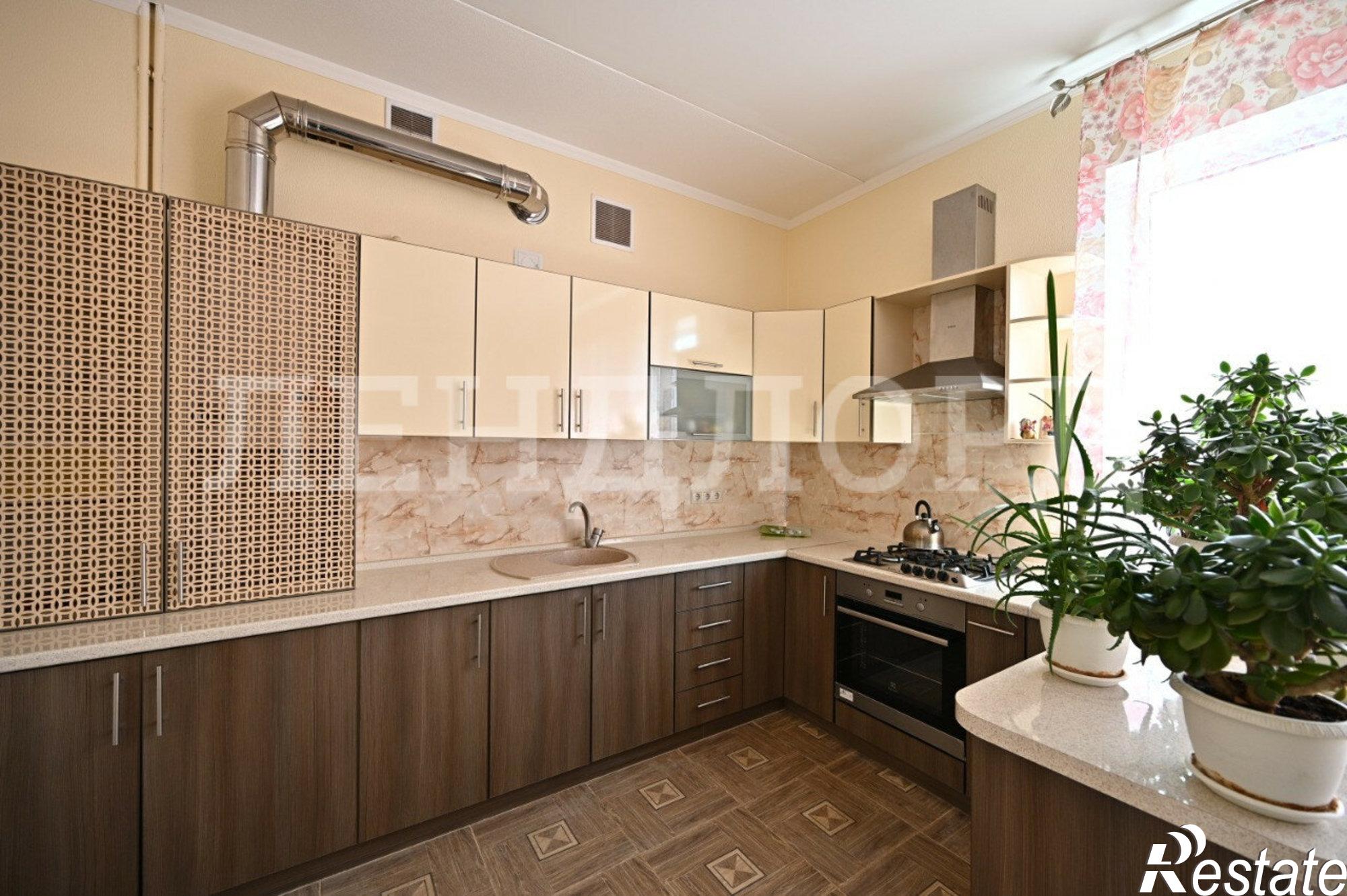 Купить дачу, дом, коттедж за 18 000 000 рублей на Краснодарская улица
