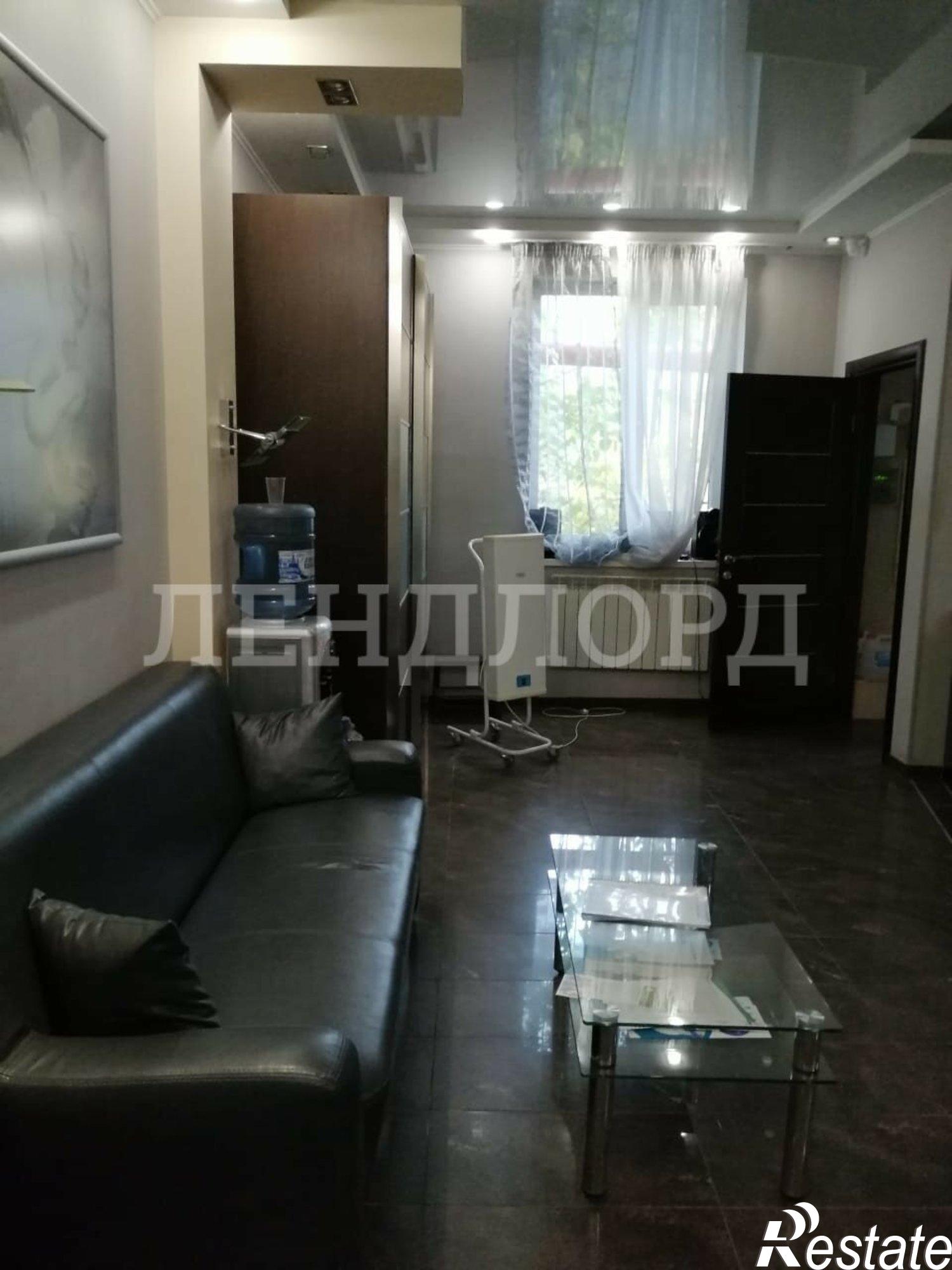 Купить помещение свободного назначения за 37 000 000 рублей на Ленина