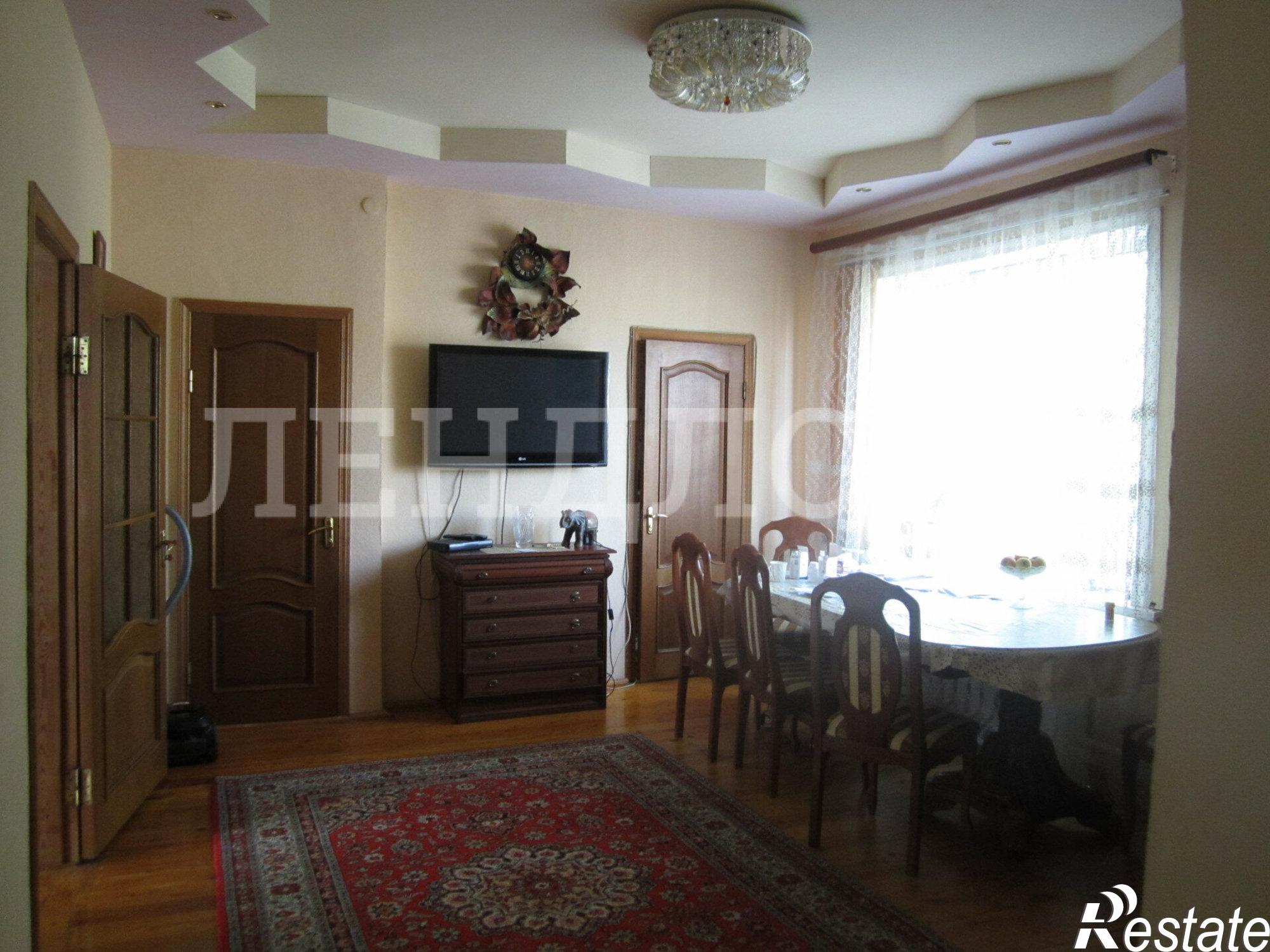 Купить дачу, дом, коттедж за 11 000 000 рублей на Попова