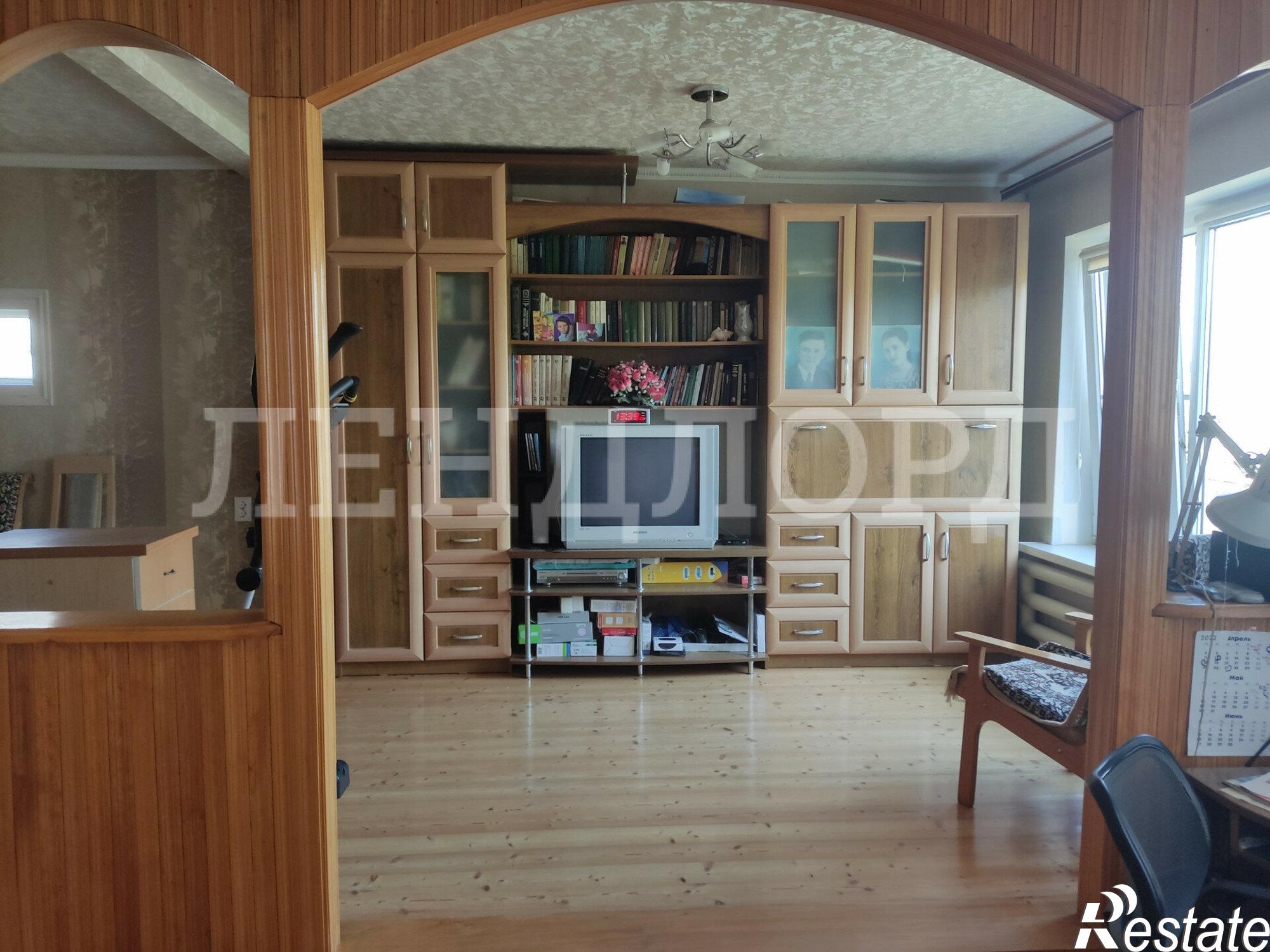 Купить дачу, дом, коттедж за 10 249 000 рублей на Офицерская улица